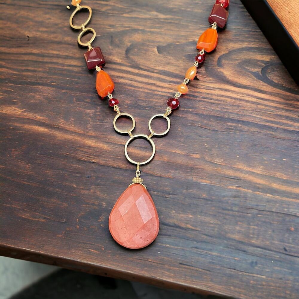 Lia Sophia ‘Nectar’ Gold Tone Pendant Necklace